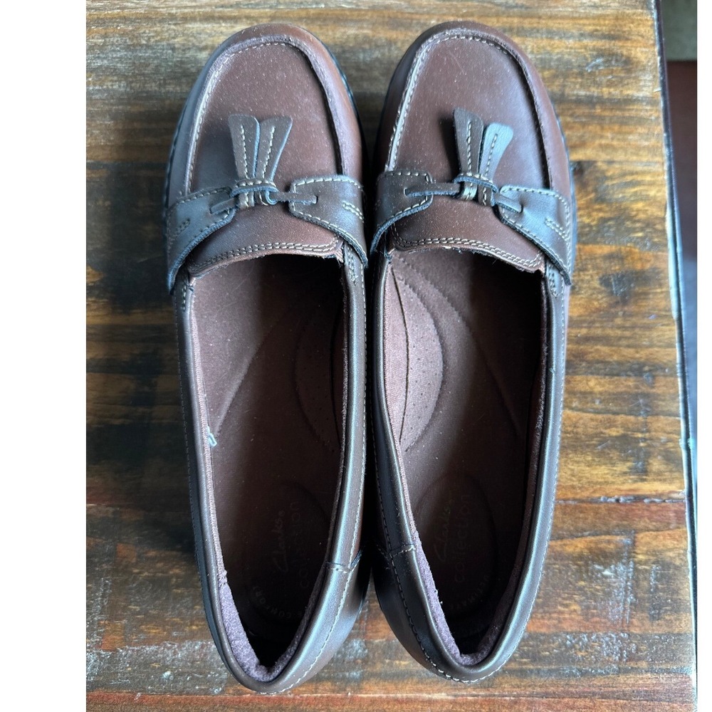 Clark's Loafers Ultimate‎ Comfort Slip On Tasel Brown Shoes Woman size 9.5